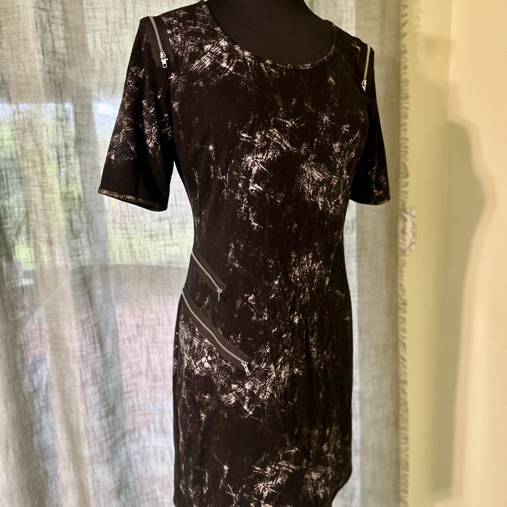 Gianni Bini Black and Gray Dress